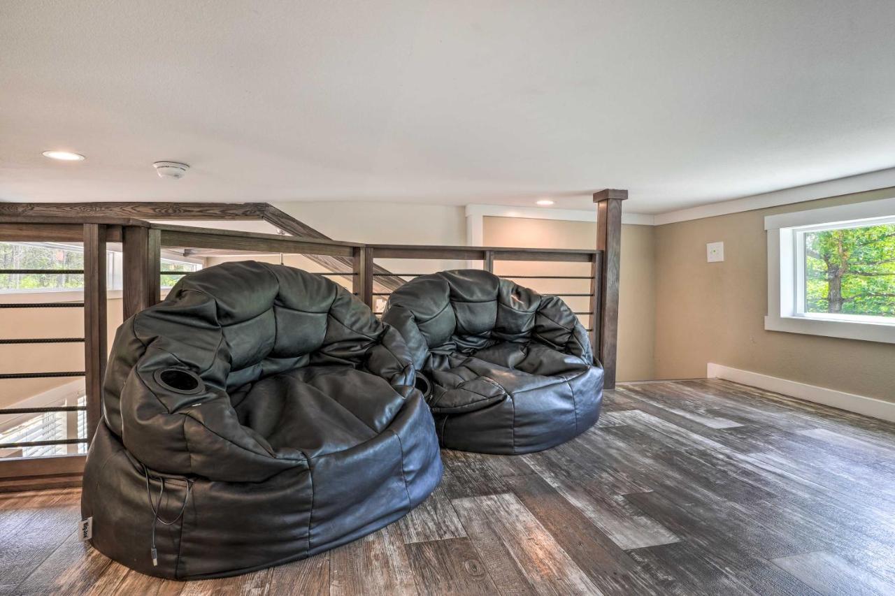 Branson Tiny Home On 52 Acres With Private Lake! エクステリア 写真
