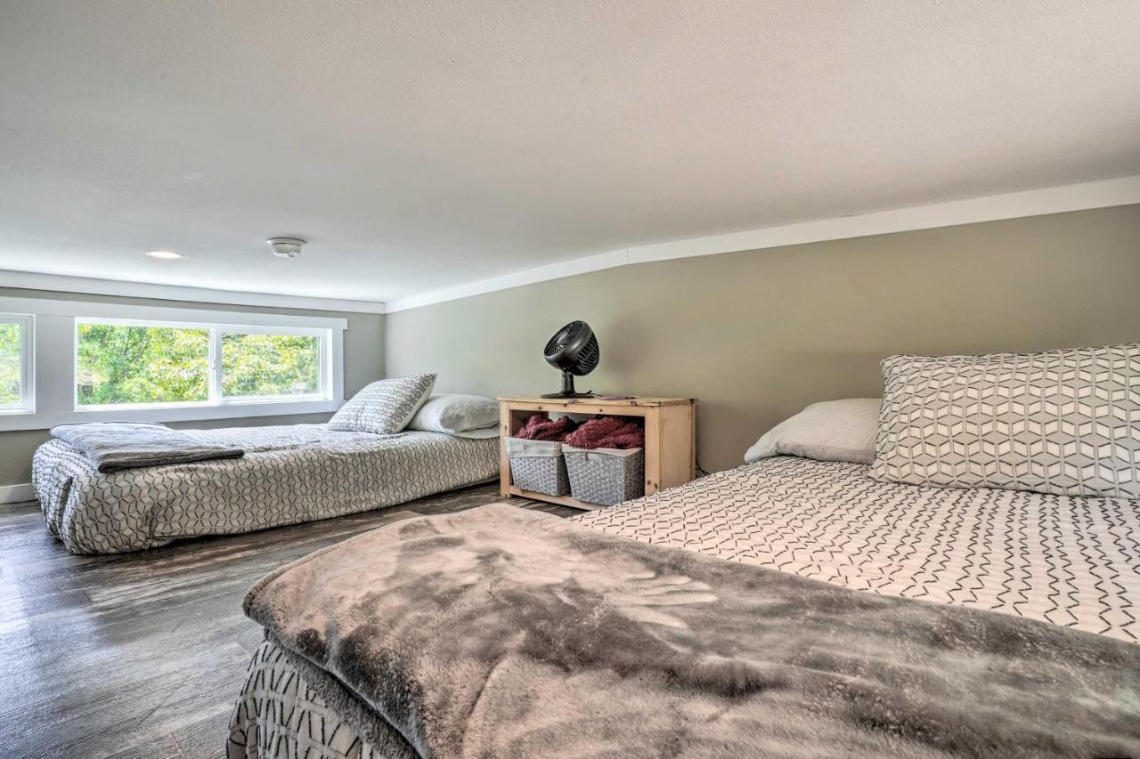 Branson Tiny Home On 52 Acres With Private Lake! エクステリア 写真